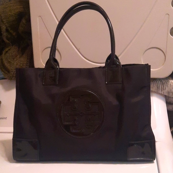Tory Burch Handbags - Tory Burch tote bag